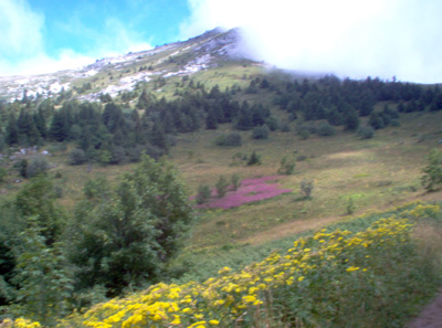 Derri�re le col de l'Arc
